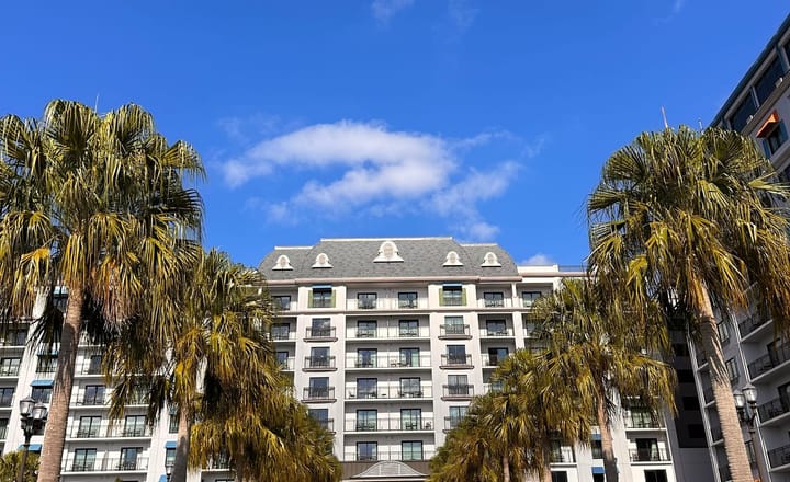 Reasons why you should stay at Disney's Riviera Resort